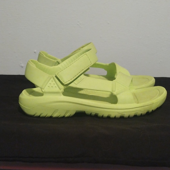 Teva Women's Hurricane all rubber size 9 neon color - Picture 2 of 4